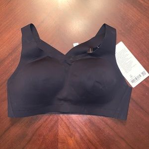 NWT lululemon Enlite sports bra size 36C